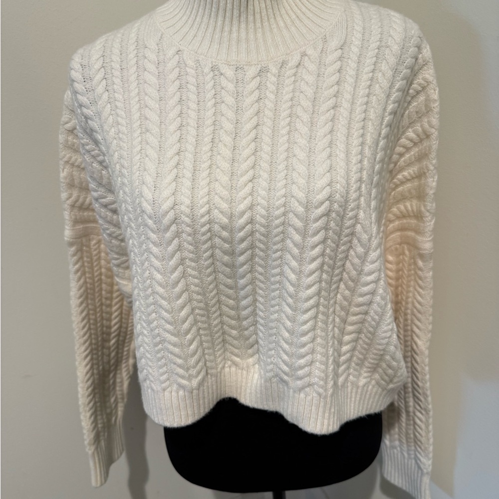 Banana RepublicWhite Cable Knit Mock Neck Wool Blend Cropped Sweater M